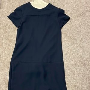 Theory dress in perfect condition! Too small for me currently…